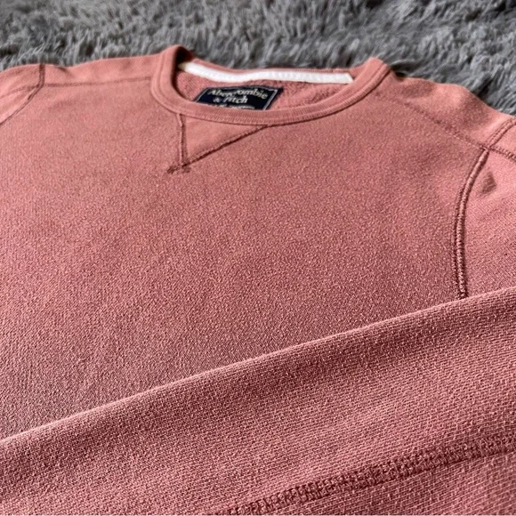 Abercrombie & Fitch Burgundy Crewneck Sweater - Picture 3 of 7